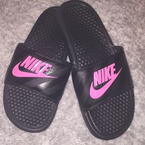 Nike slides